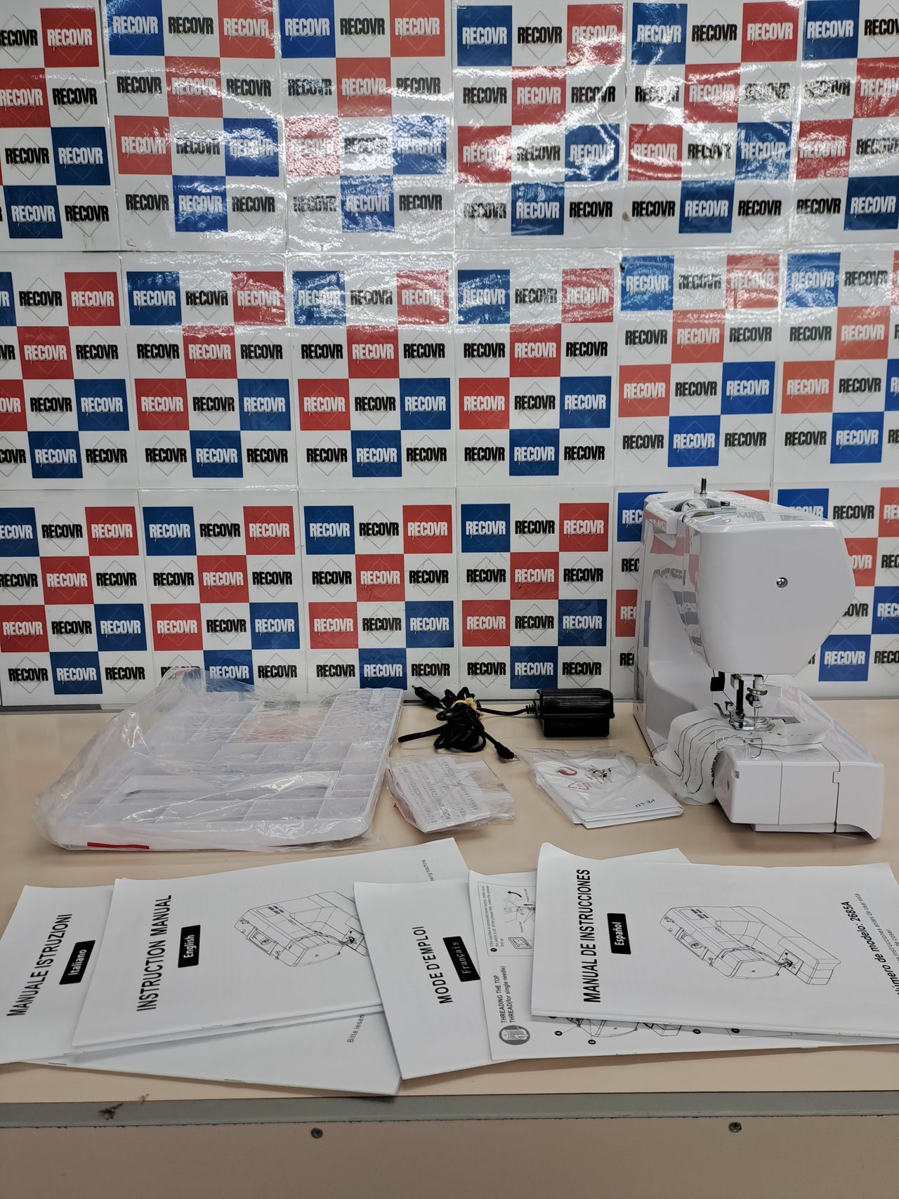 Máquina coser 200 puntadas portátil – Uten
