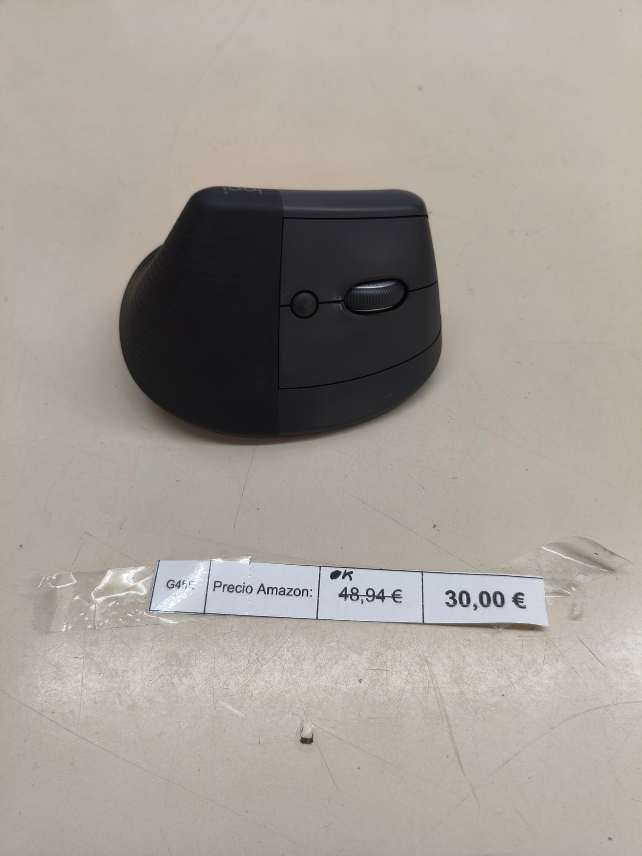 Ratón ergonómico vertical Logitech Lift inalámbrico