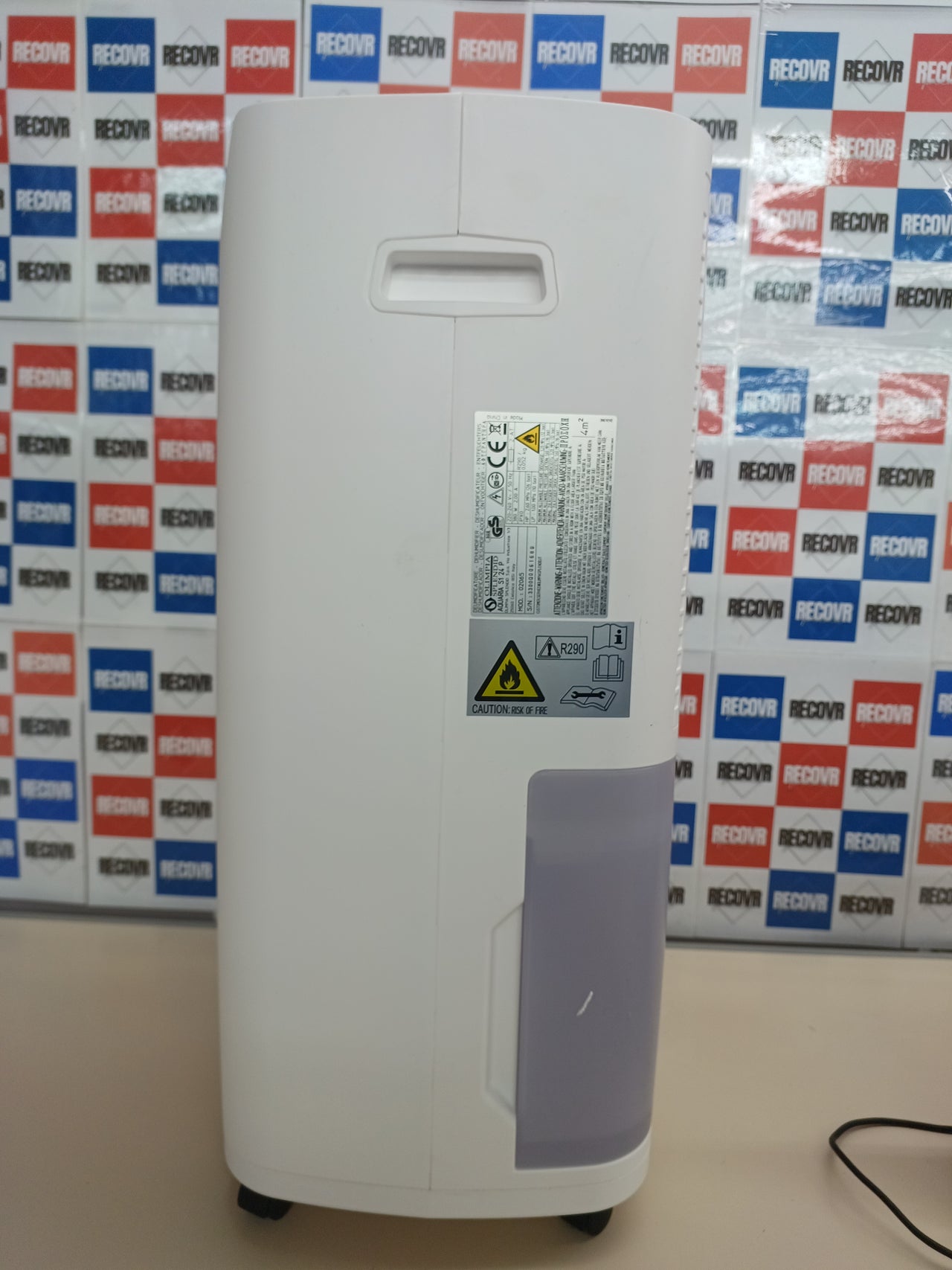 Deshumidificador 24L 100m³ wifi filtración triple Olimpia