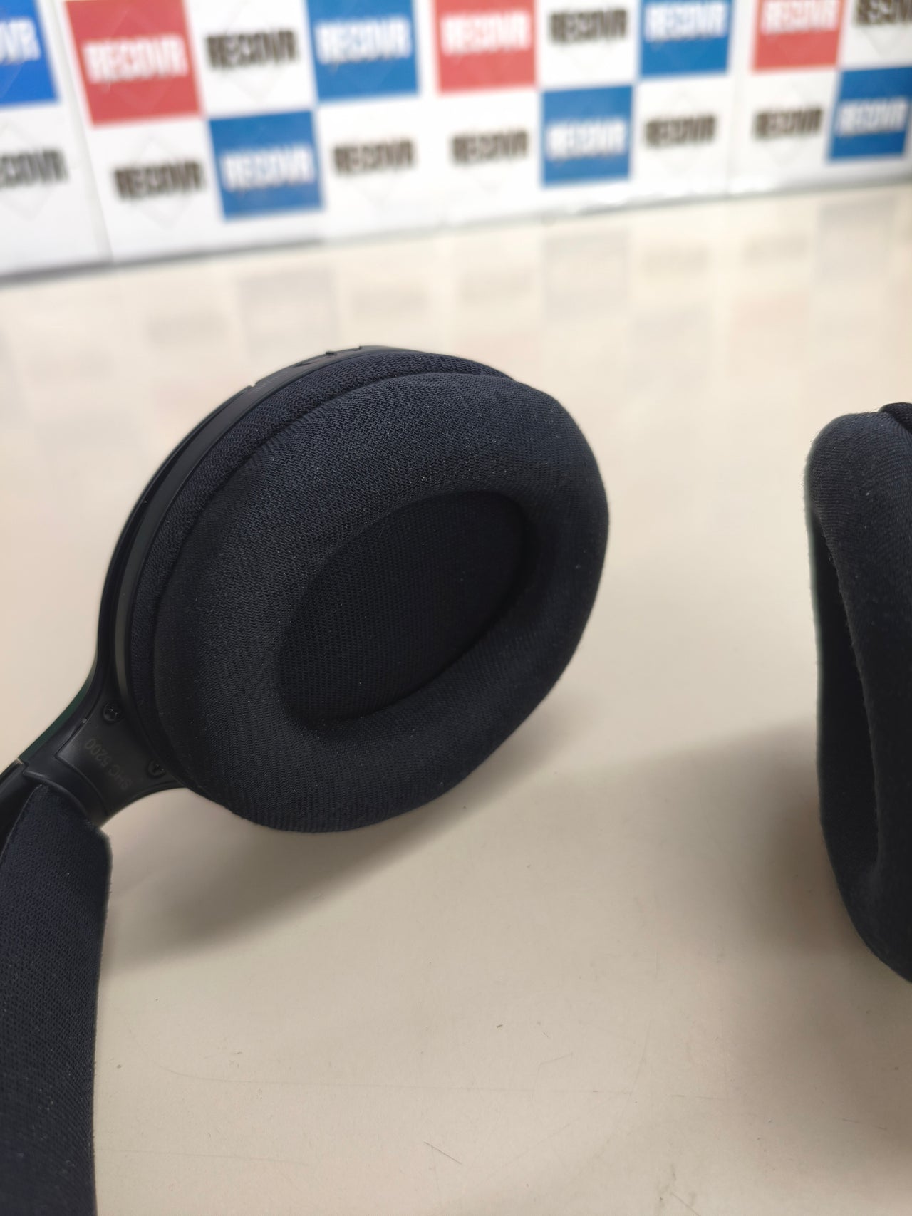 Auriculares TV inalámbricos Philips SHC5200 HiFi FM