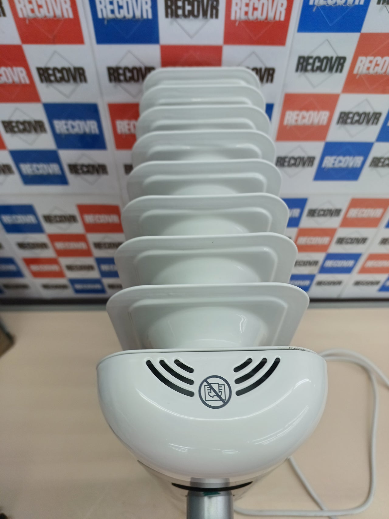 Radiador aceite 2000W 9 módulos bajo consumo - Cecotec