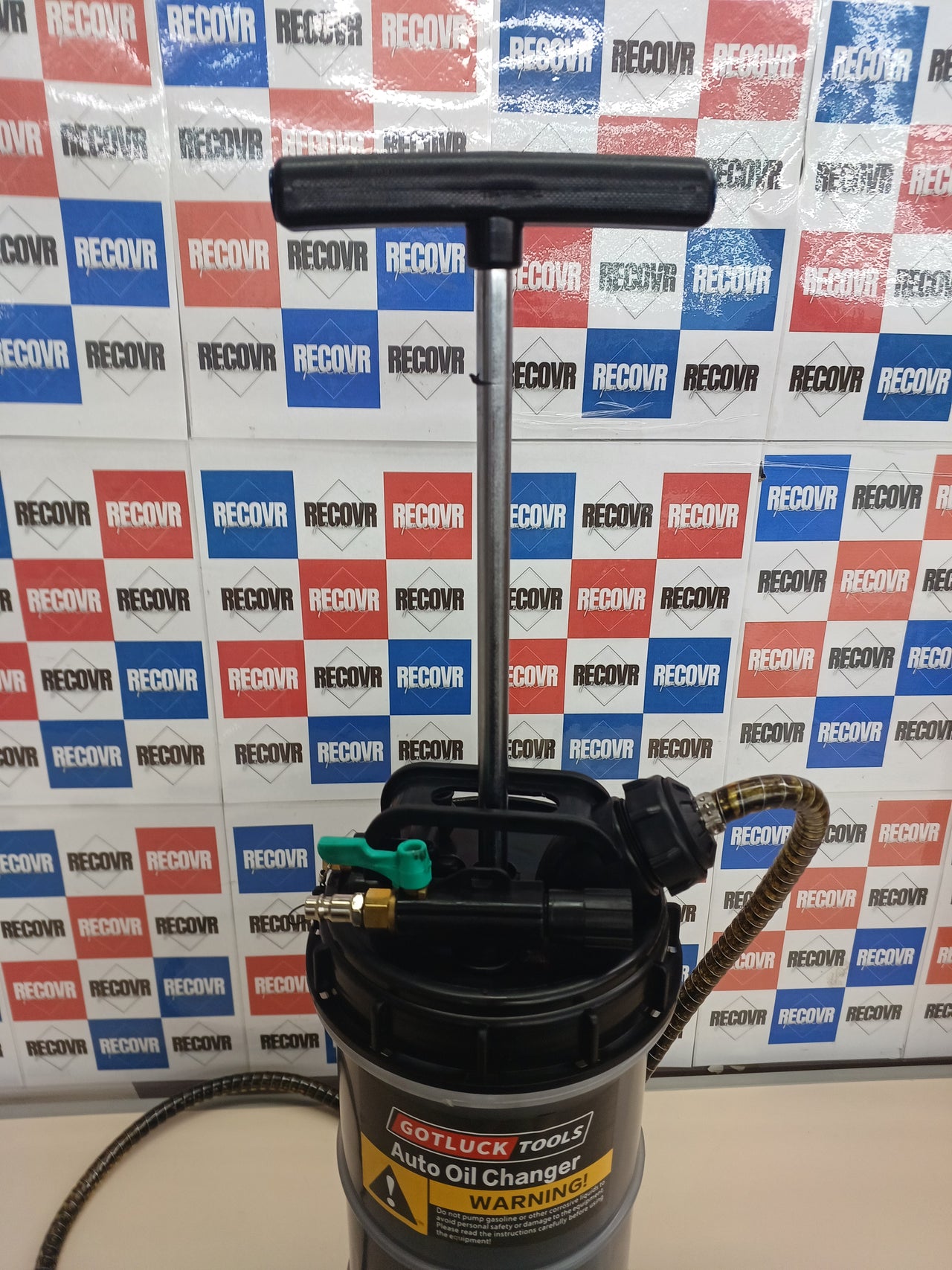 Bomba de succión de aceite 5.3 L manual y neumática Ouluto