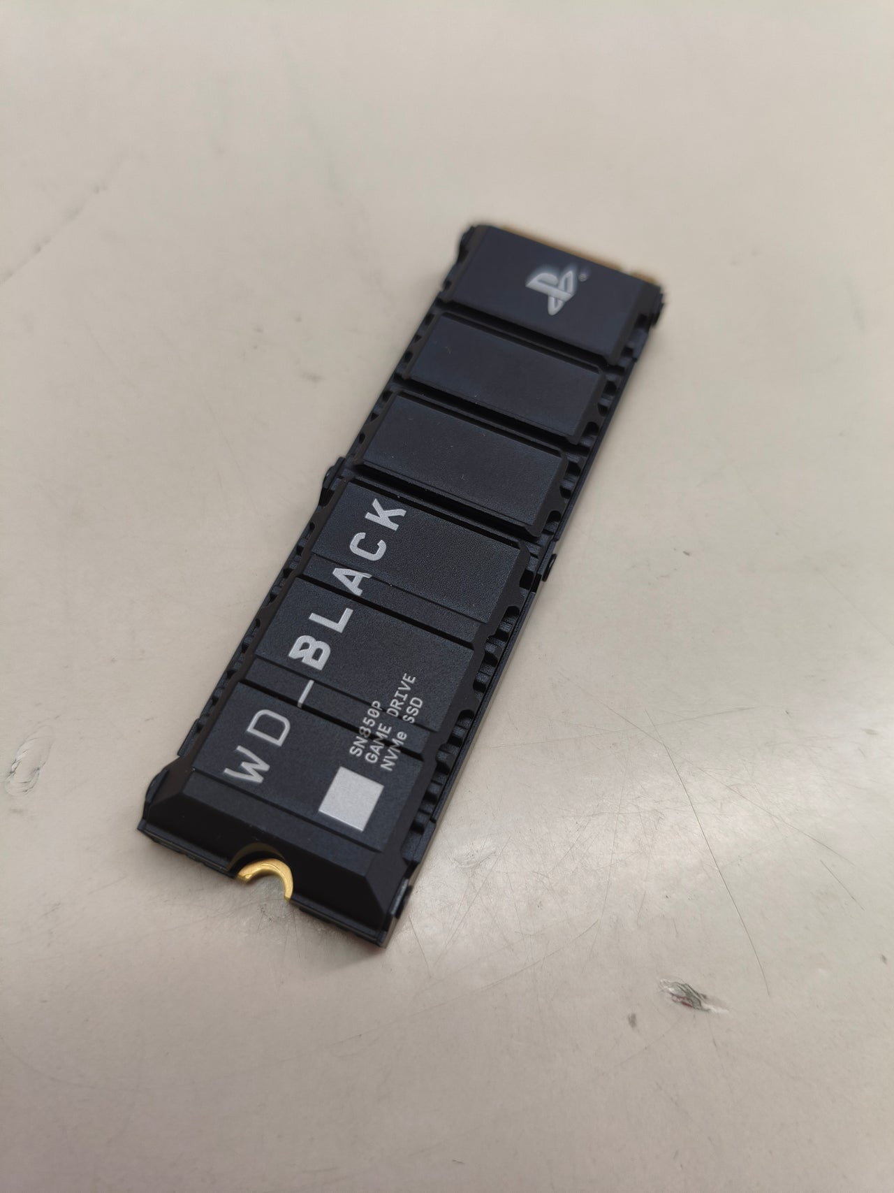 SSD 2TB para PS5 WD Black con disipador y alta velocidad