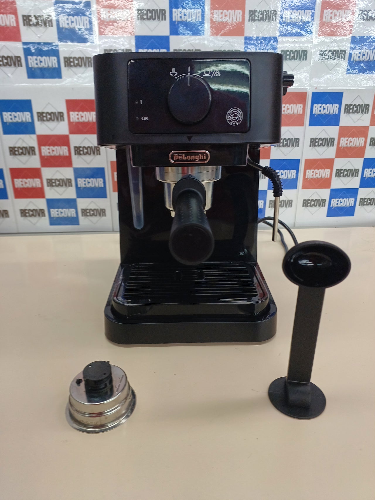 Cafetera espresso bomba 15 bares 1100 W 1 L – De'Longhi