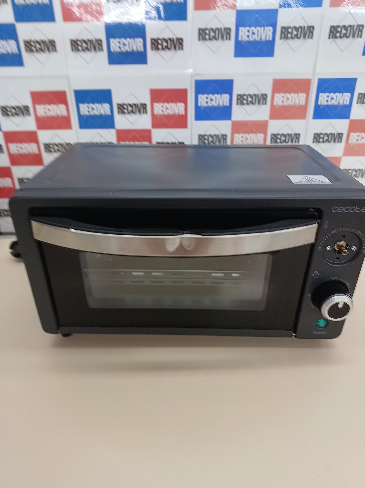 Horno sobremesa 10L 1000W negro – Cecotec