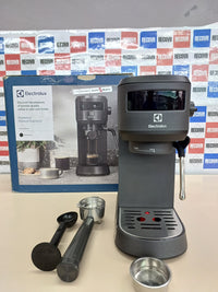 Thumbnail for Electrolux E6EC1-6BST Explorer 6 - Máquina de café espresso con tecnología de control térmico, bandeja de goteo extraíble, espumador de leche, 1250-1450 W