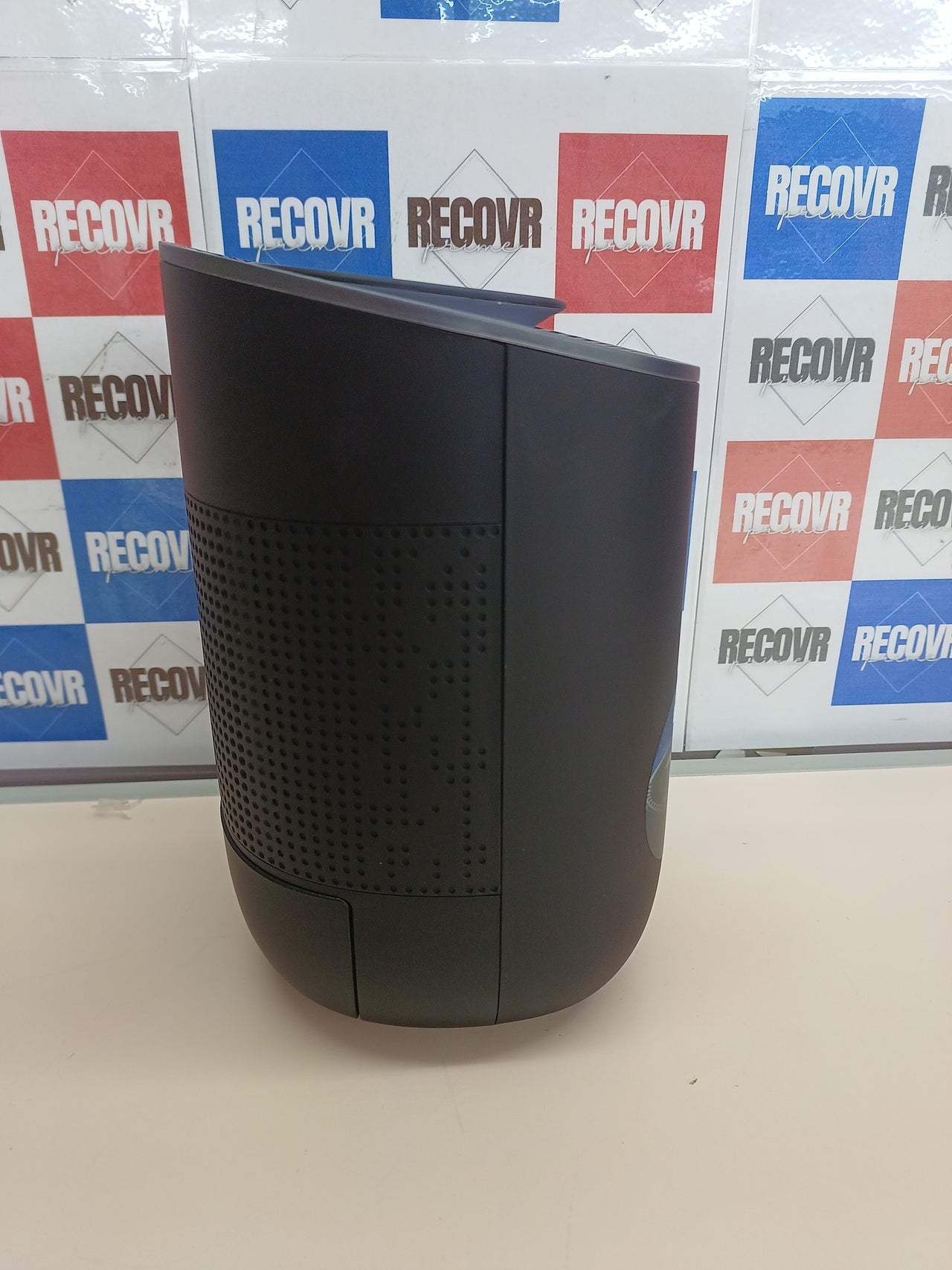 Deshumidificador eléctrico silencioso 300 ml/día bajo consumo 23 W – Cecotec