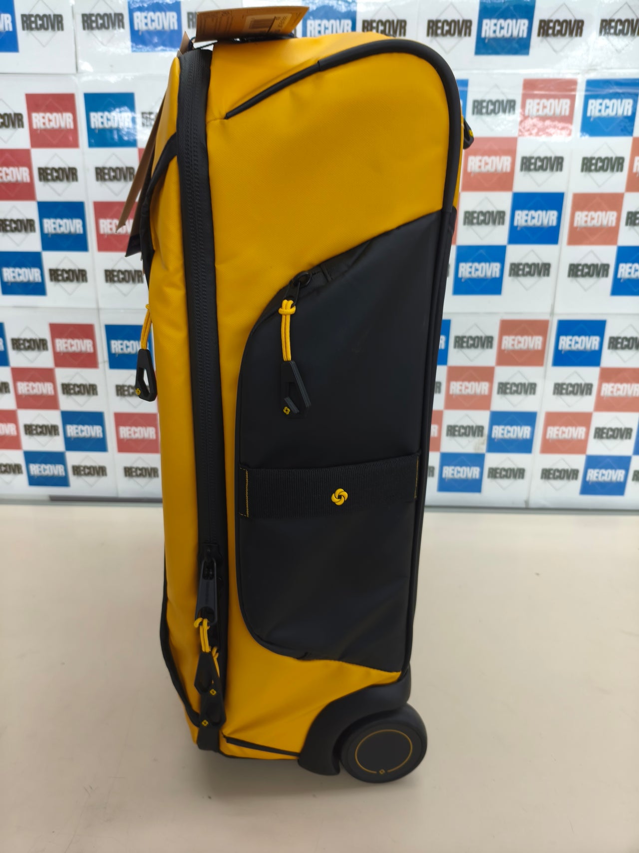 Bolsa de viaje con ruedas Samsonite Paradiver Light 48,5 L amarilla equipaje de mano