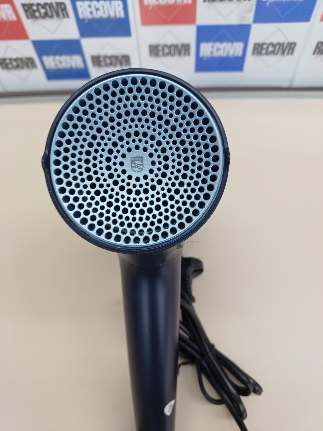 Philips Secador de Pelo Serie 5000, 2300w, con Tecnología ThermoShield, Boquilla UltraEstrecha, Boquilla Estrecha y Disfusor, BHD510/20, Negro