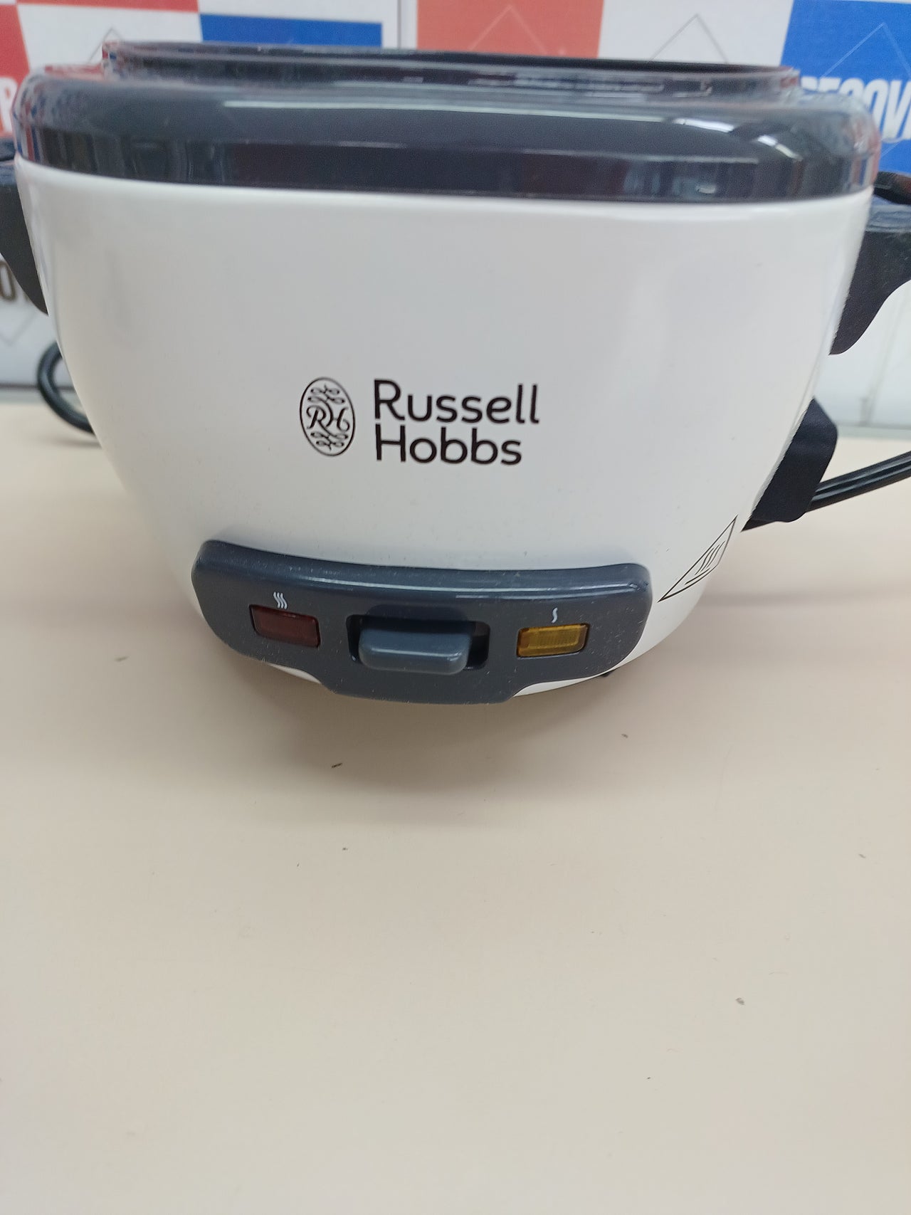 Arrocera 0,4 L 3 raciones 200 W – Russell Hobbs