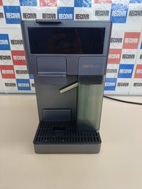 Cafetera cápsulas con tanque leche y 20 bares – Cecotec