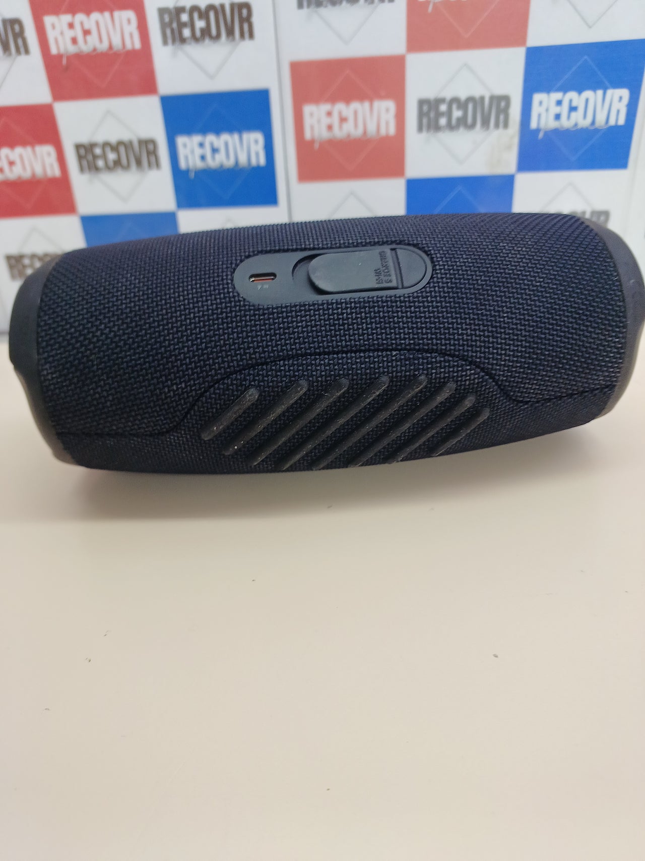 Altavoz portátil WiFi/Bluetooth IP67 20h — JBL