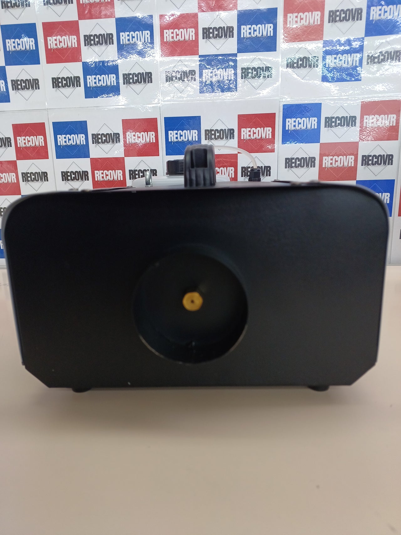 Ibiza - LSM1500PRO - Máquina de humo profesional de 1500W programable con DMX y mando a distancia - Negro