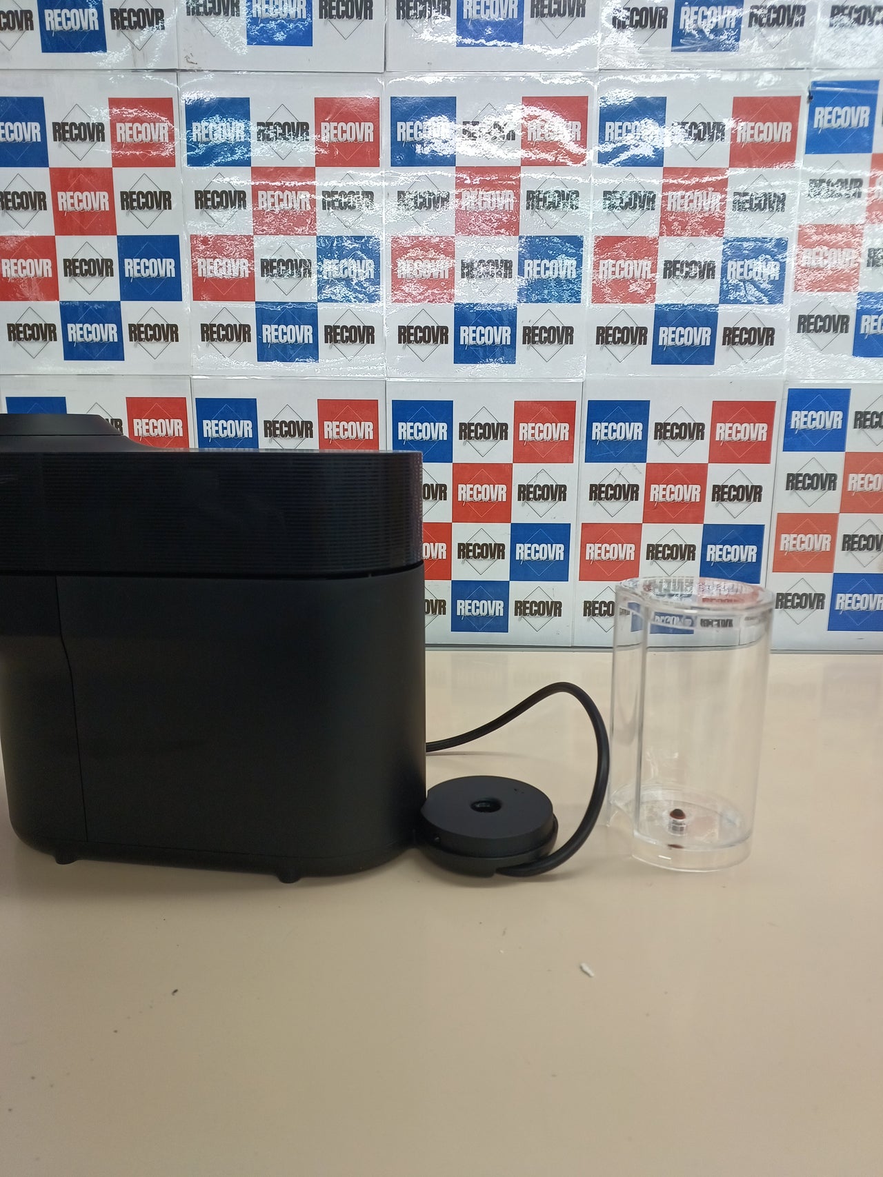 Cafetera cápsulas automática 4 tamaños 1260W Vertuo Pop De'Longhi