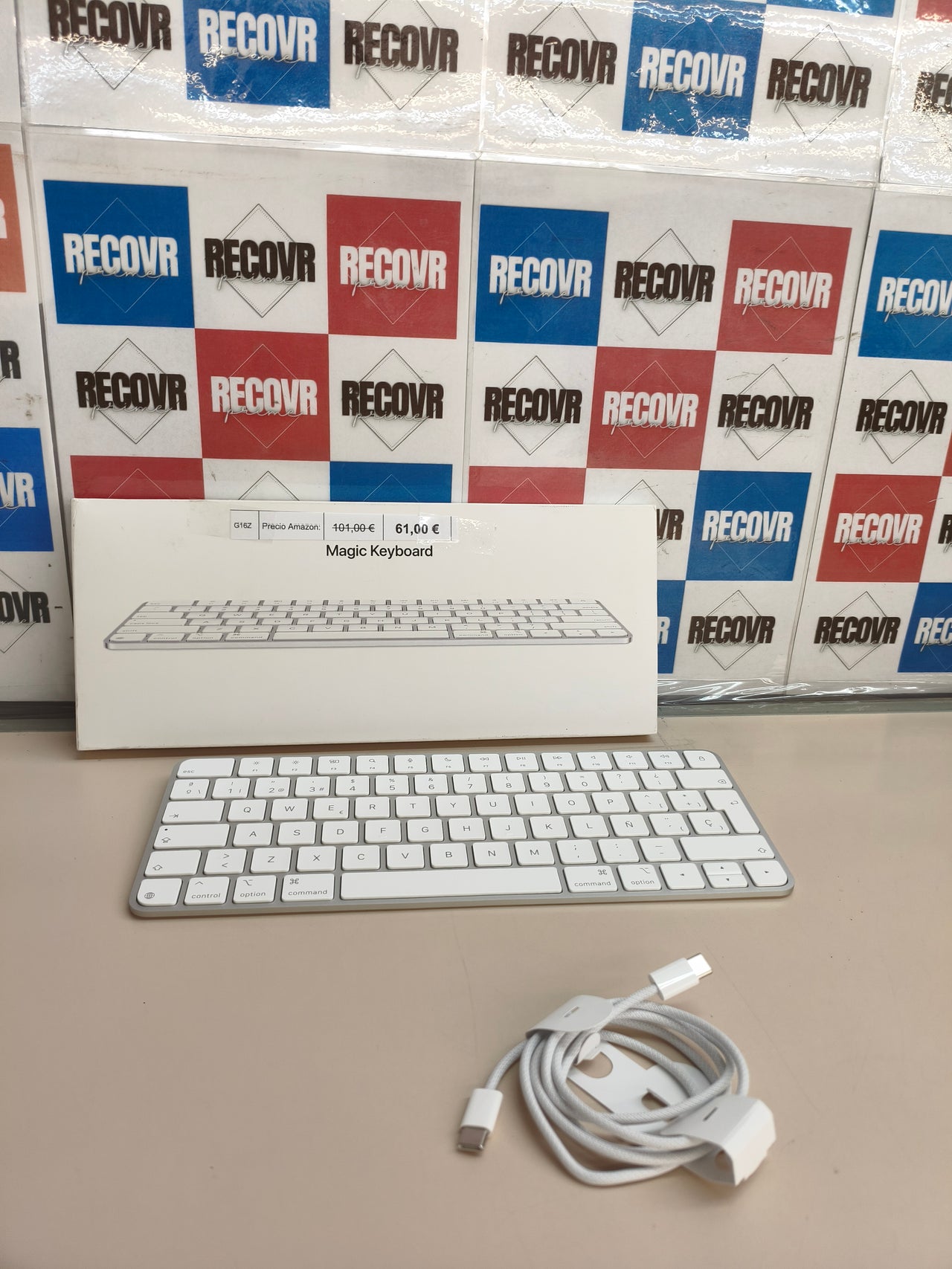Apple Magic Keyboard, teclado español