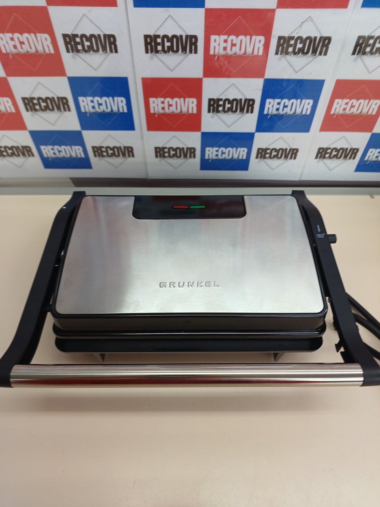 Parrilla grill eléctrica 1000-2000 W antiadherente 180° - Grunkel