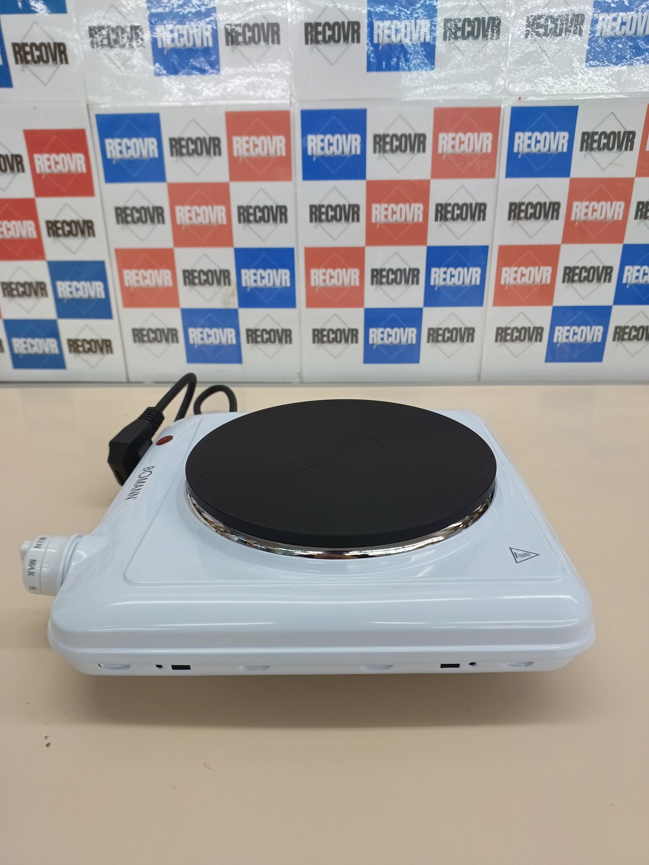 Placa eléctrica 1500W con termostato - Bomann
