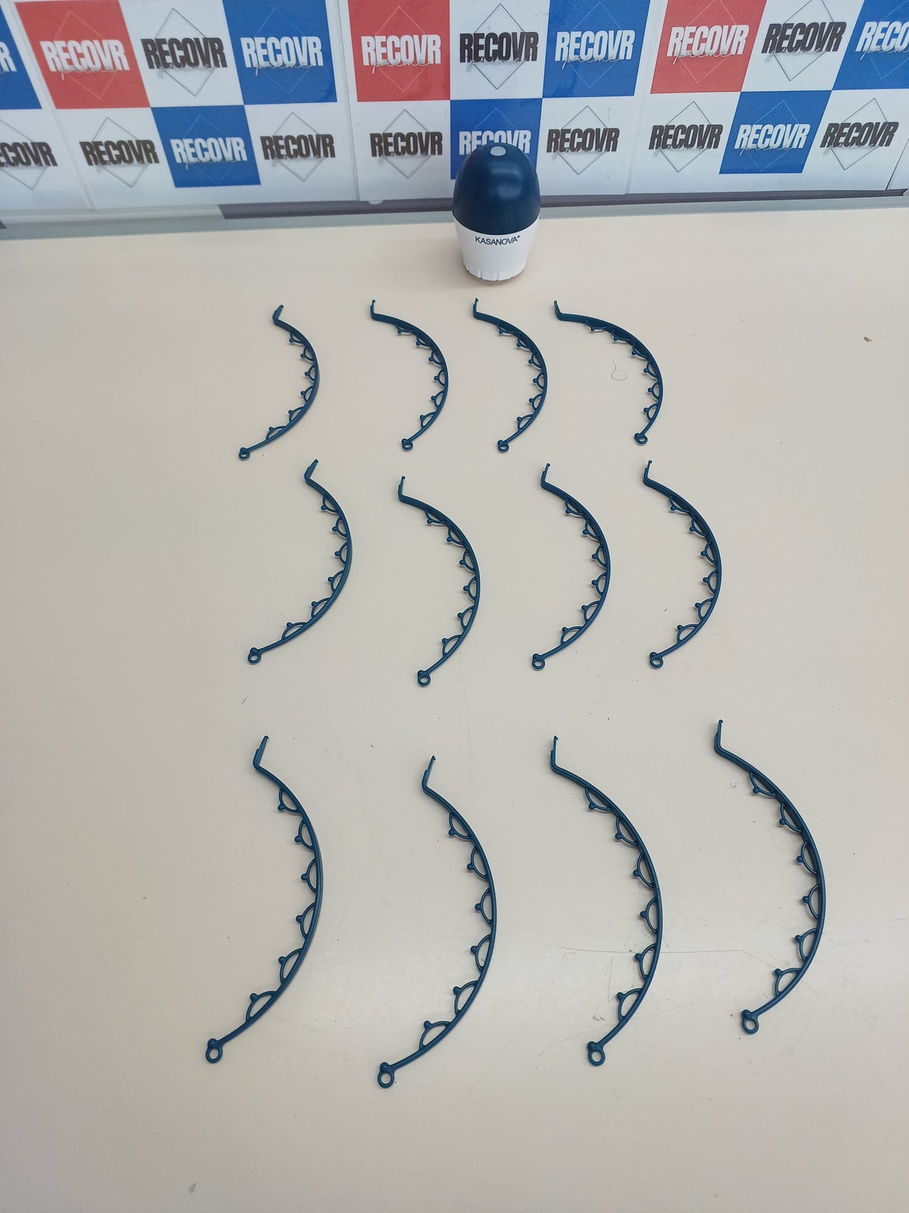 Regenerador de Masaje Cabeza en Forma de Araña Recargable