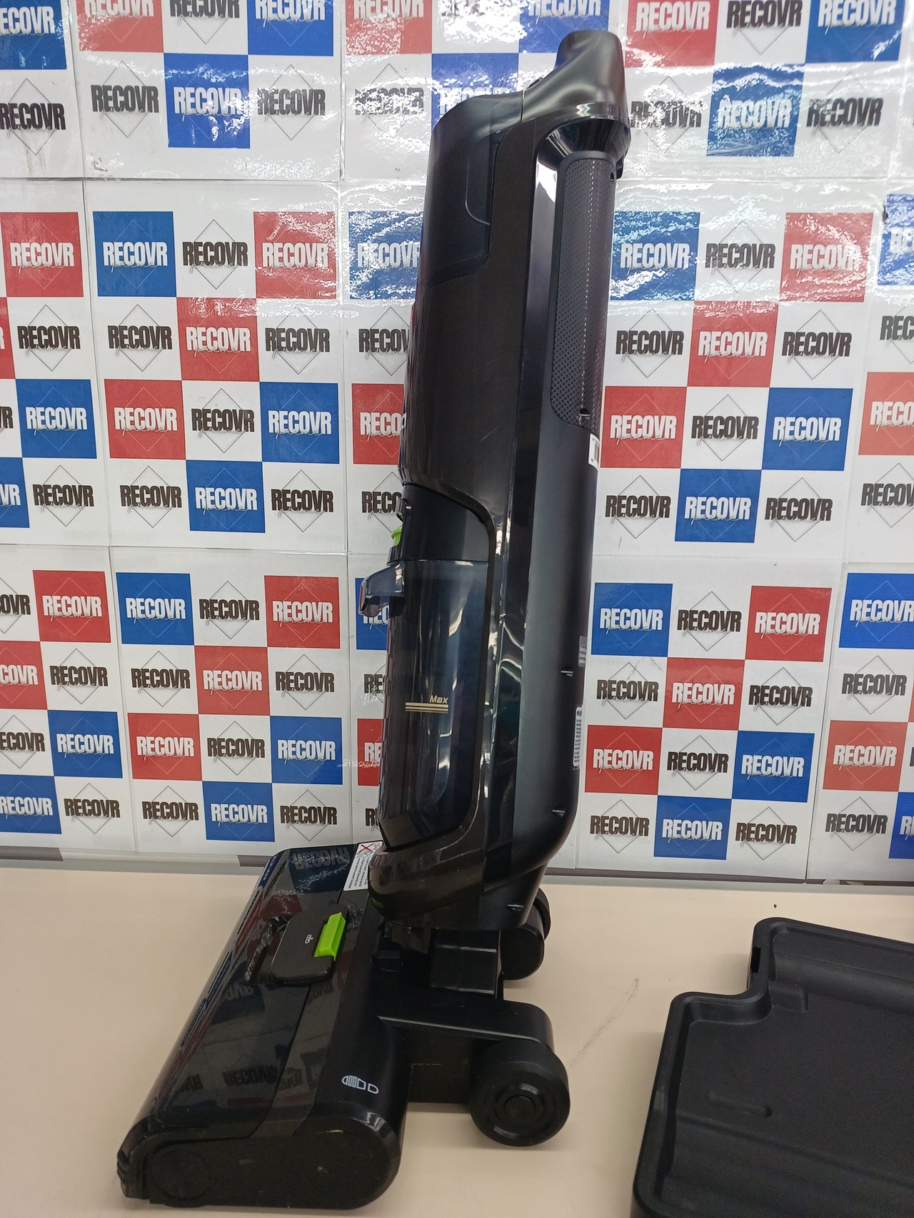 Aspirador Escoba sin Cable en Seco EUREKA NEW400