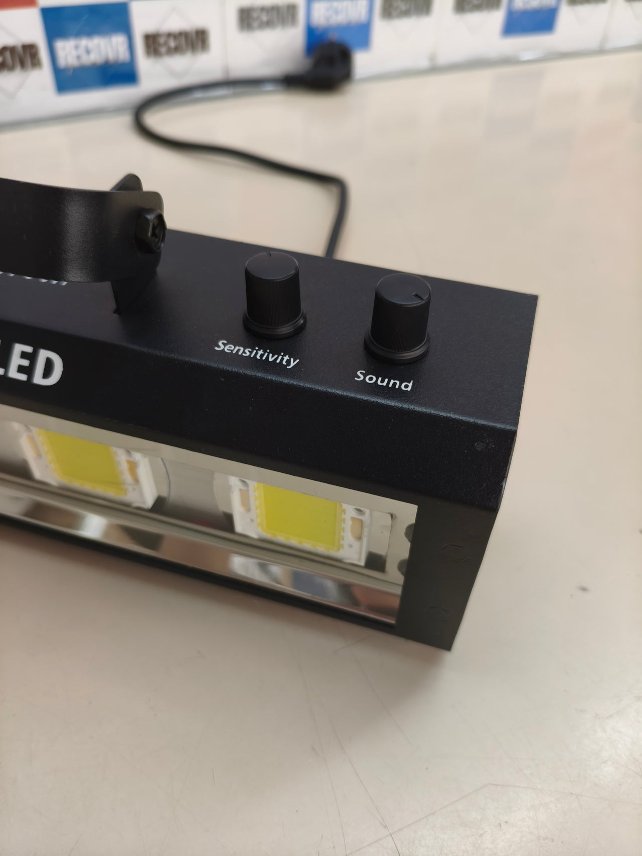 Luz estroboscópica LED Ibiza STROBE80LED de 80 W