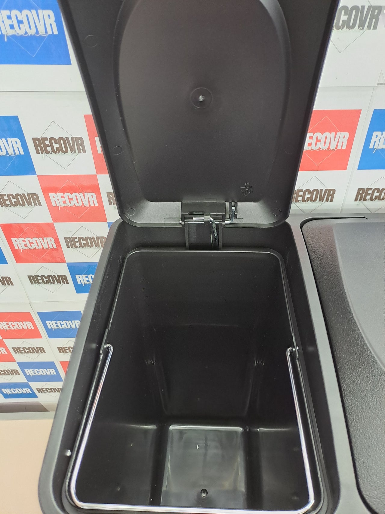 Cubo reciclaje 3×15 L pedal metálico – Songmics