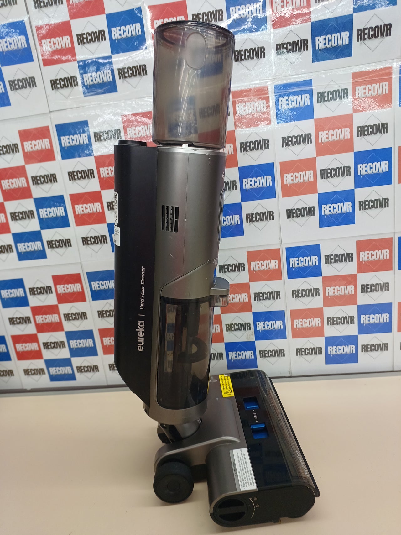 Aspiradora fregona sin cable multisuperficie voz Eureka