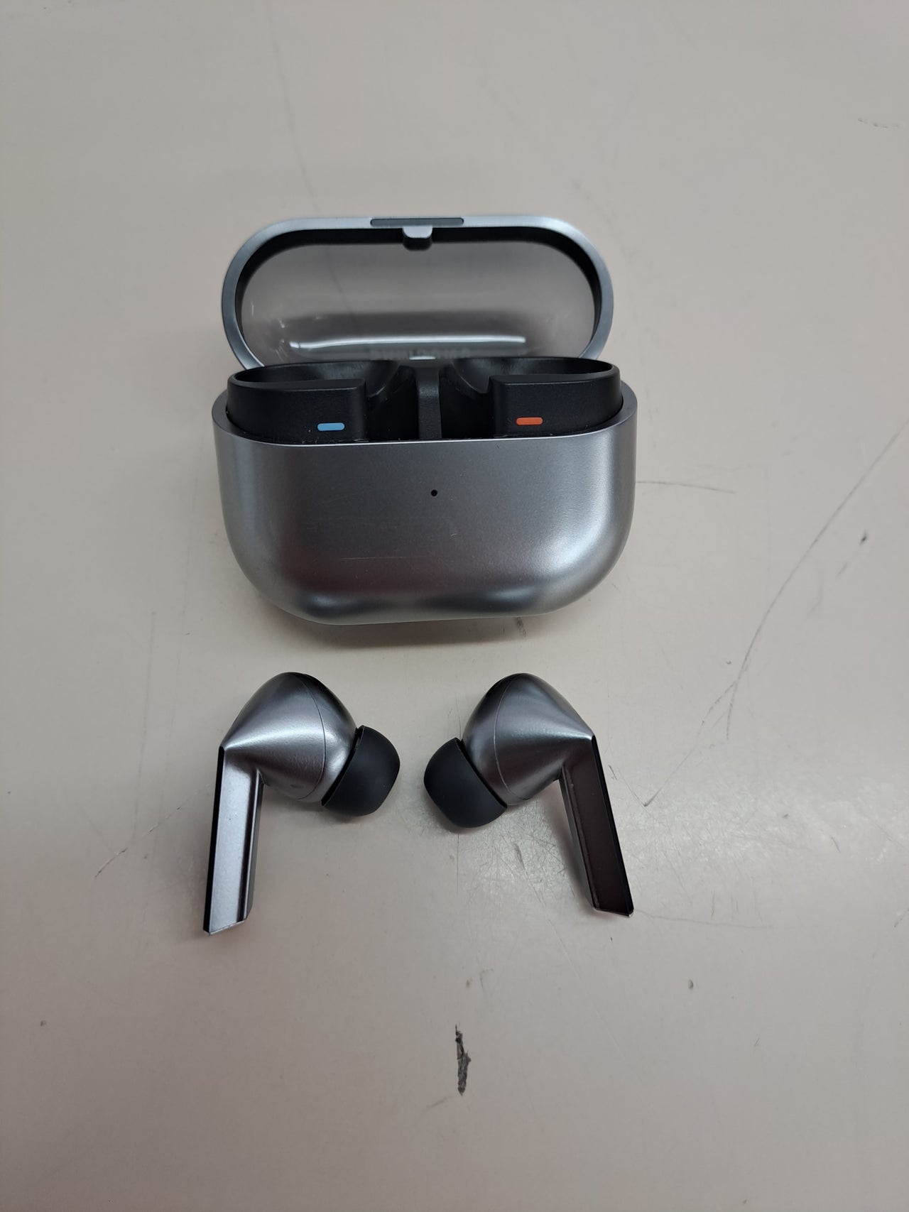 Auriculares inalámbricos ANC Hi-Fi Samsung Galaxy Buds3 Pro gris