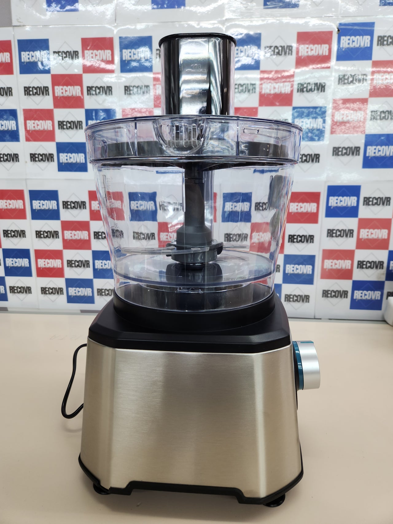 Procesador alimentos 2000W, 3.5L Paprika 1300, Acero Inoxidable, Bowl, 2 Velocidades, 3 Discos de corte, 1 Cuchilla para picar y 1 para amasar Cecotec