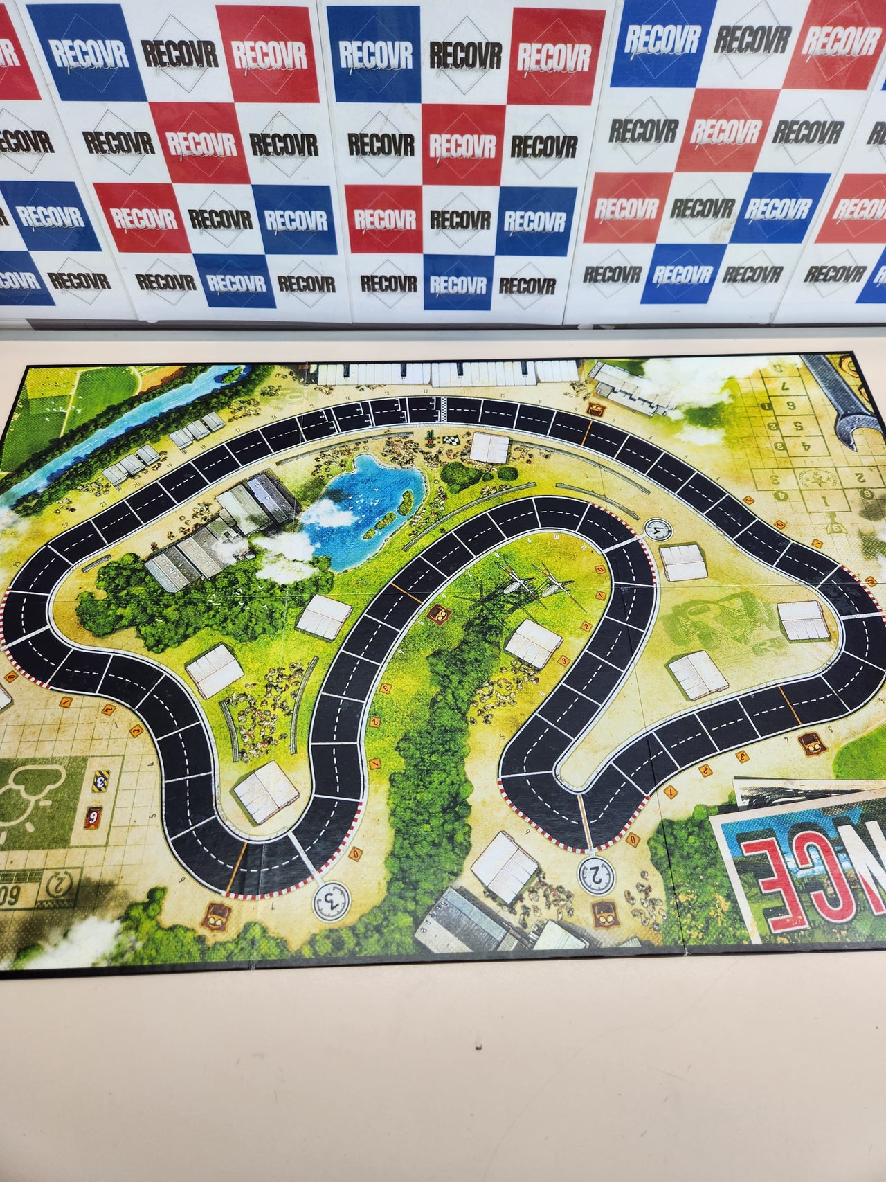 HEAT Pedal to the Metal Juego de Mesa