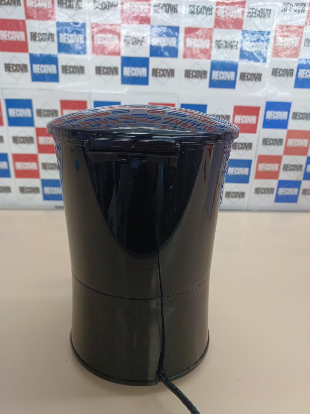 Cafetera filtro 0.6 L 600 W con antigoteo MOULINEX