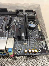 Placa base GIGABYTE A520M K V2 para AMD Ryzen AM4 DDR4