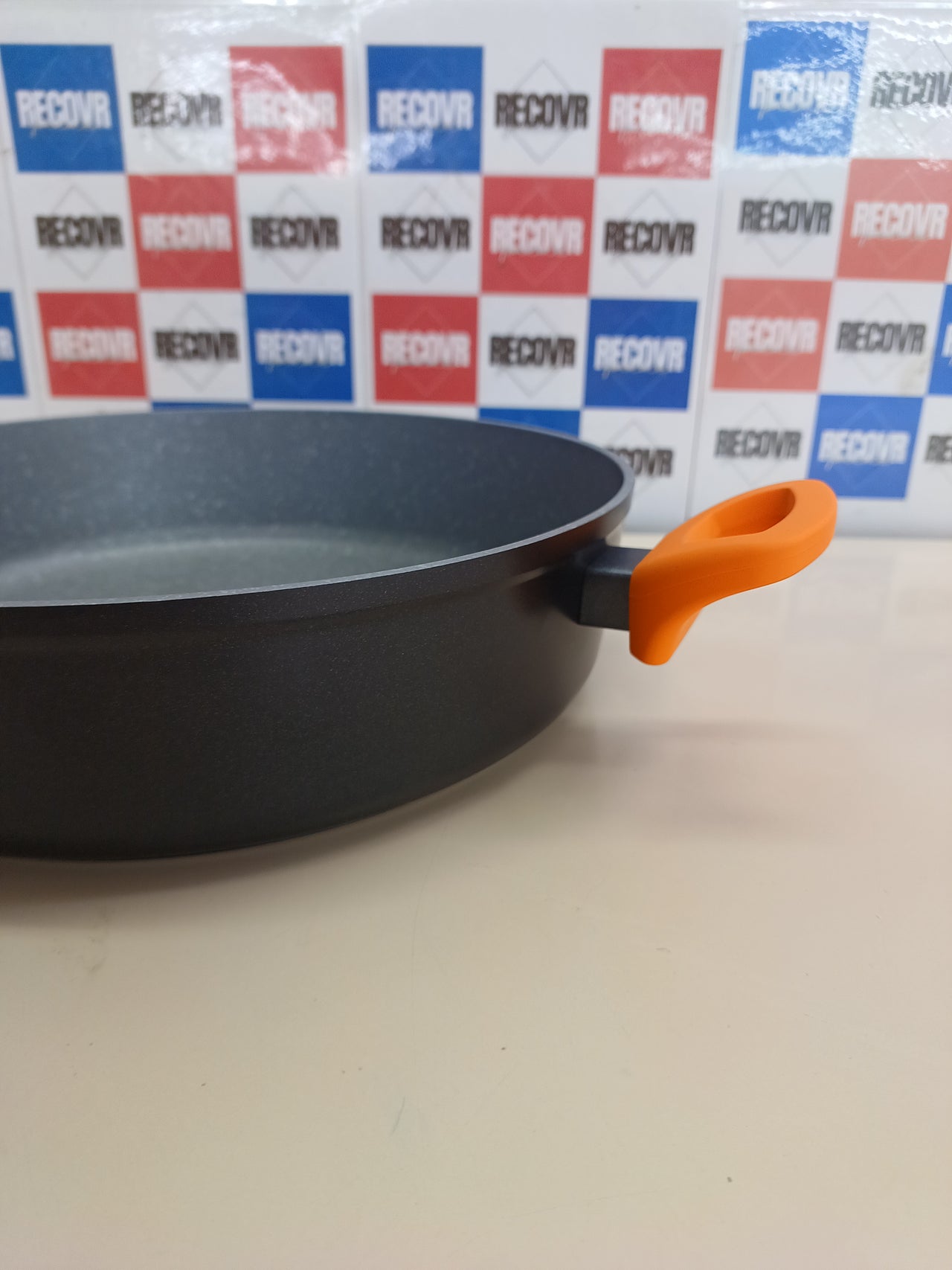 Paellera aluminio forjado 32 cm antiadherente inducción – San Ignacio