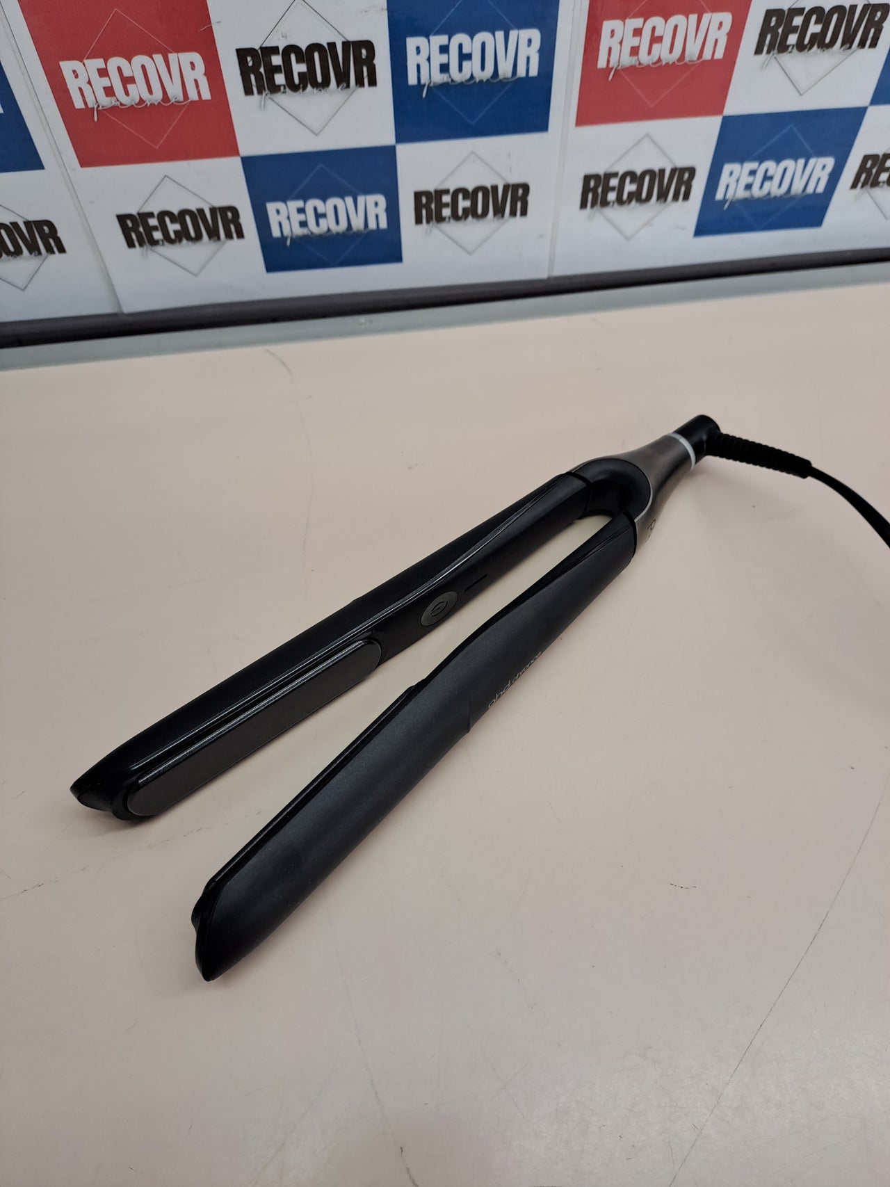 Plancha pelo profesional 185ºC rápida ghd Chronos negra
