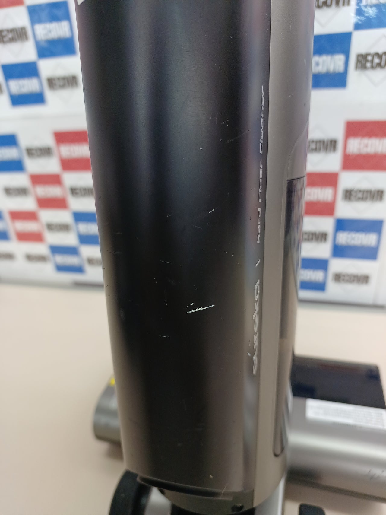 Aspiradora fregona sin cable multisuperficie voz Eureka