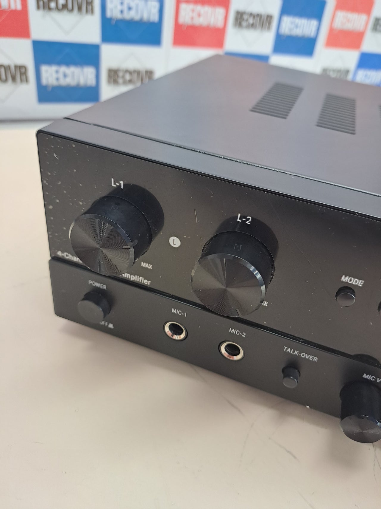 Amplificador audio 4 canales 1000W Bluetooth karaoke