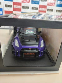 Nissan GT-R R35 Liberty Walk 1:18 Solido morado