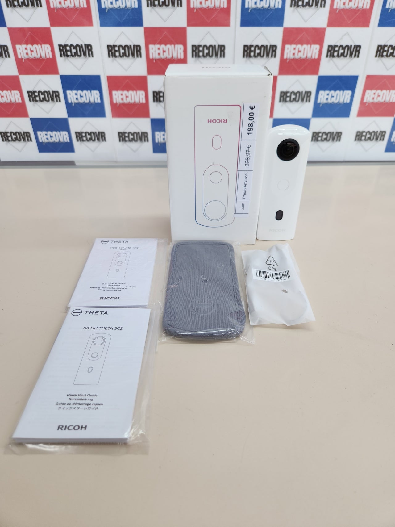 Cámara Blanca de 360°, Video 4K Ricoh Theta SC2