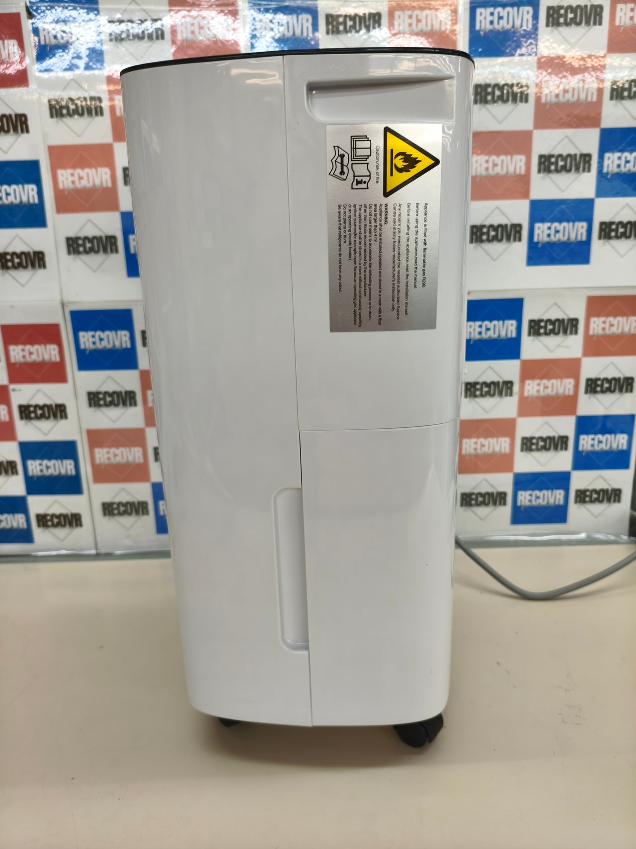 Deshumidificador CONOPU de 12 L/día