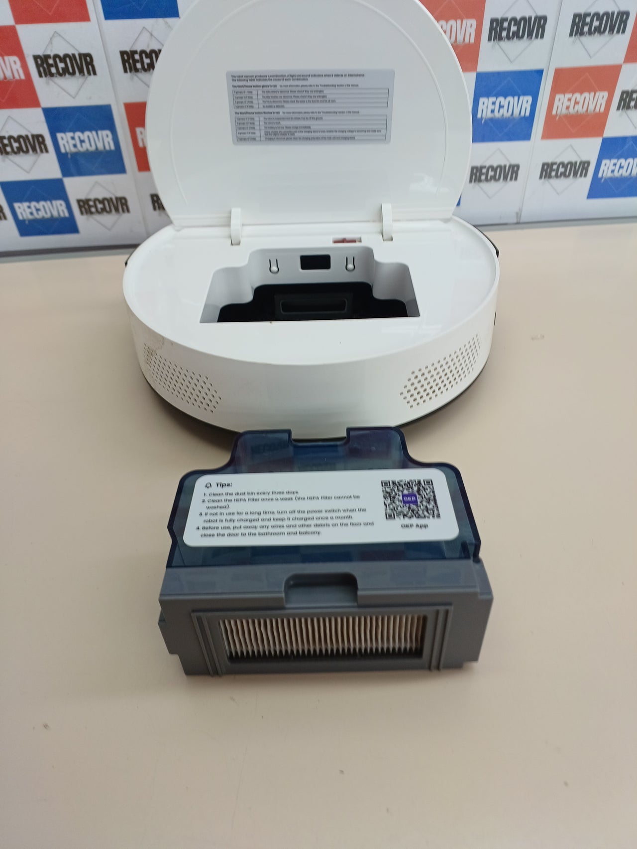 Robot aspirador Wi-Fi autocargable con gran succión y sensores anticolisión – OKP K5