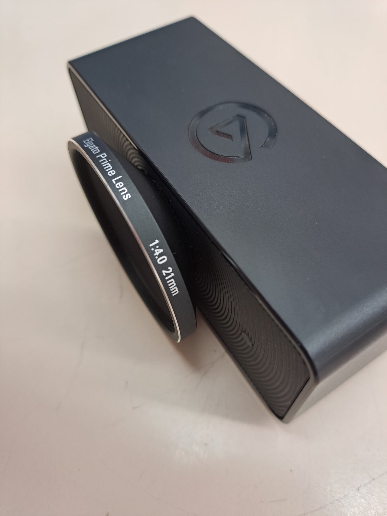Webcam 4K 60fps tipo estudio Elgato Facecam 4K USB-C