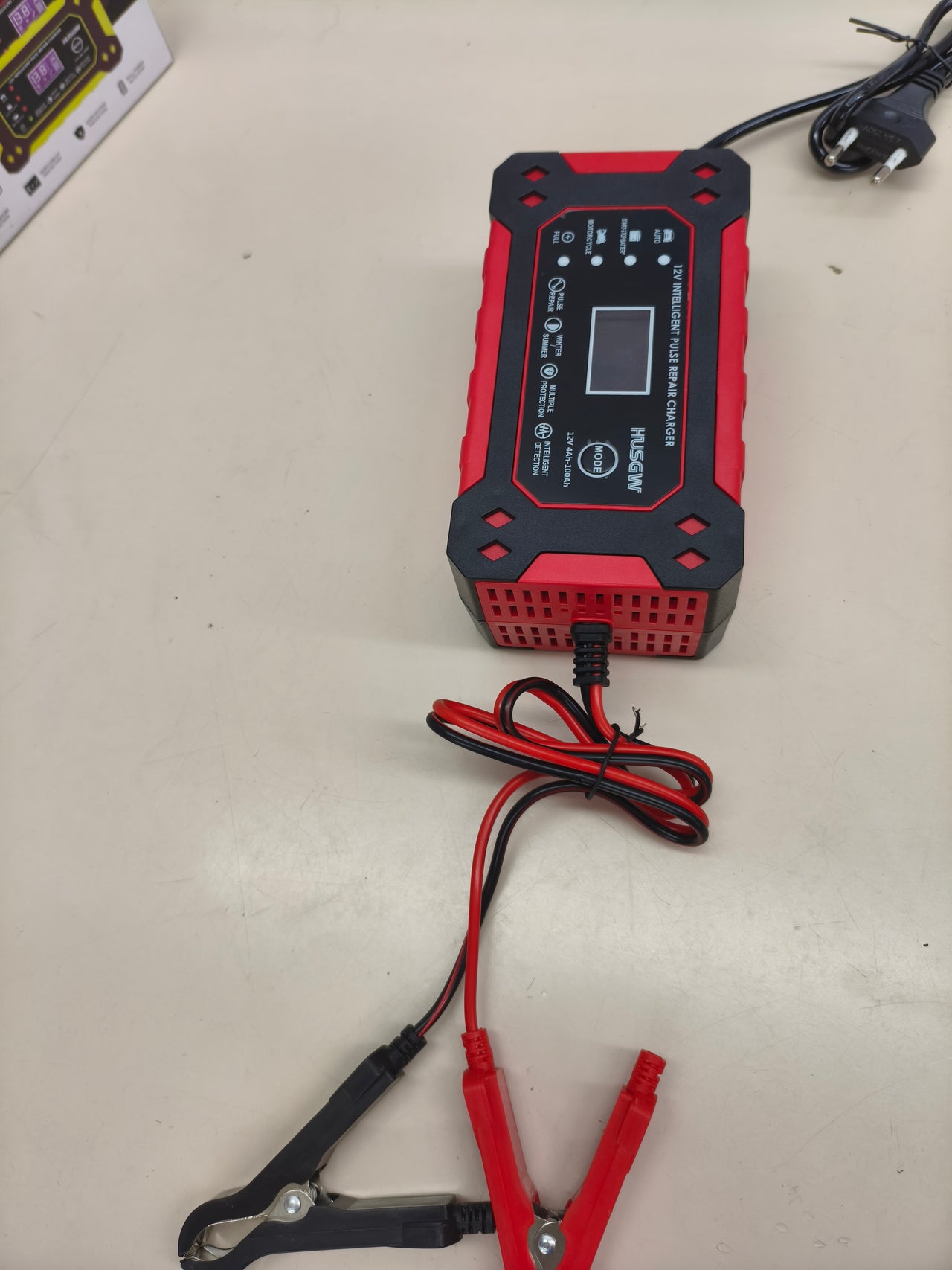 Cargador inteligente de batería 12V 6A