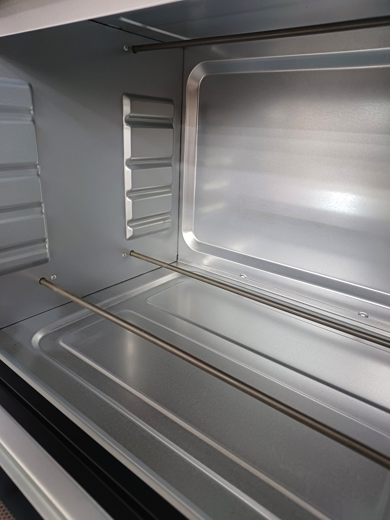 Horno eléctrico 2000W acero rojo - Girmi