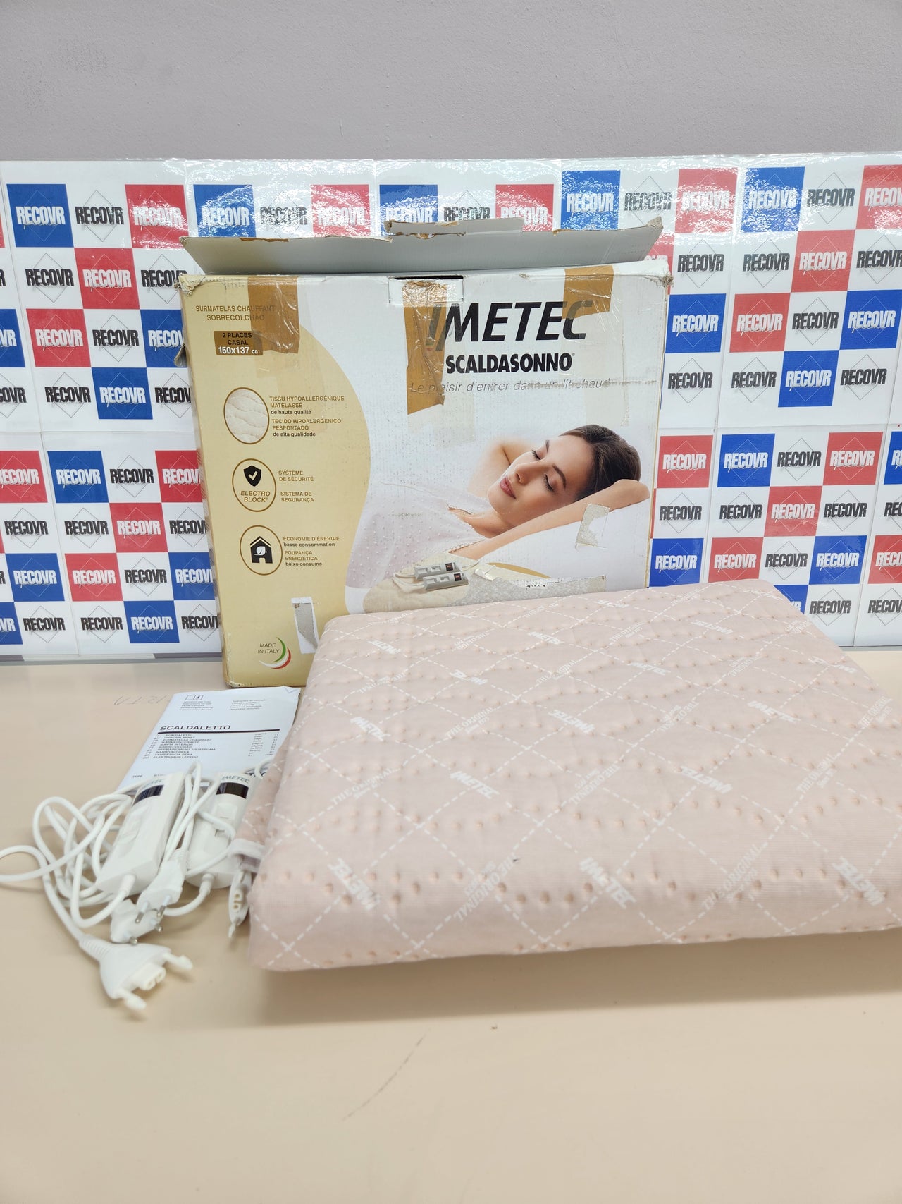 Imetec Calientacamas Matrimonial, 150 x 137 cm, 2 Mandos con 2 Niveles de Temperaturas, Tejido Acolchado, Lavable a Mano y en Lavadora a 30°, Sistema de Protección