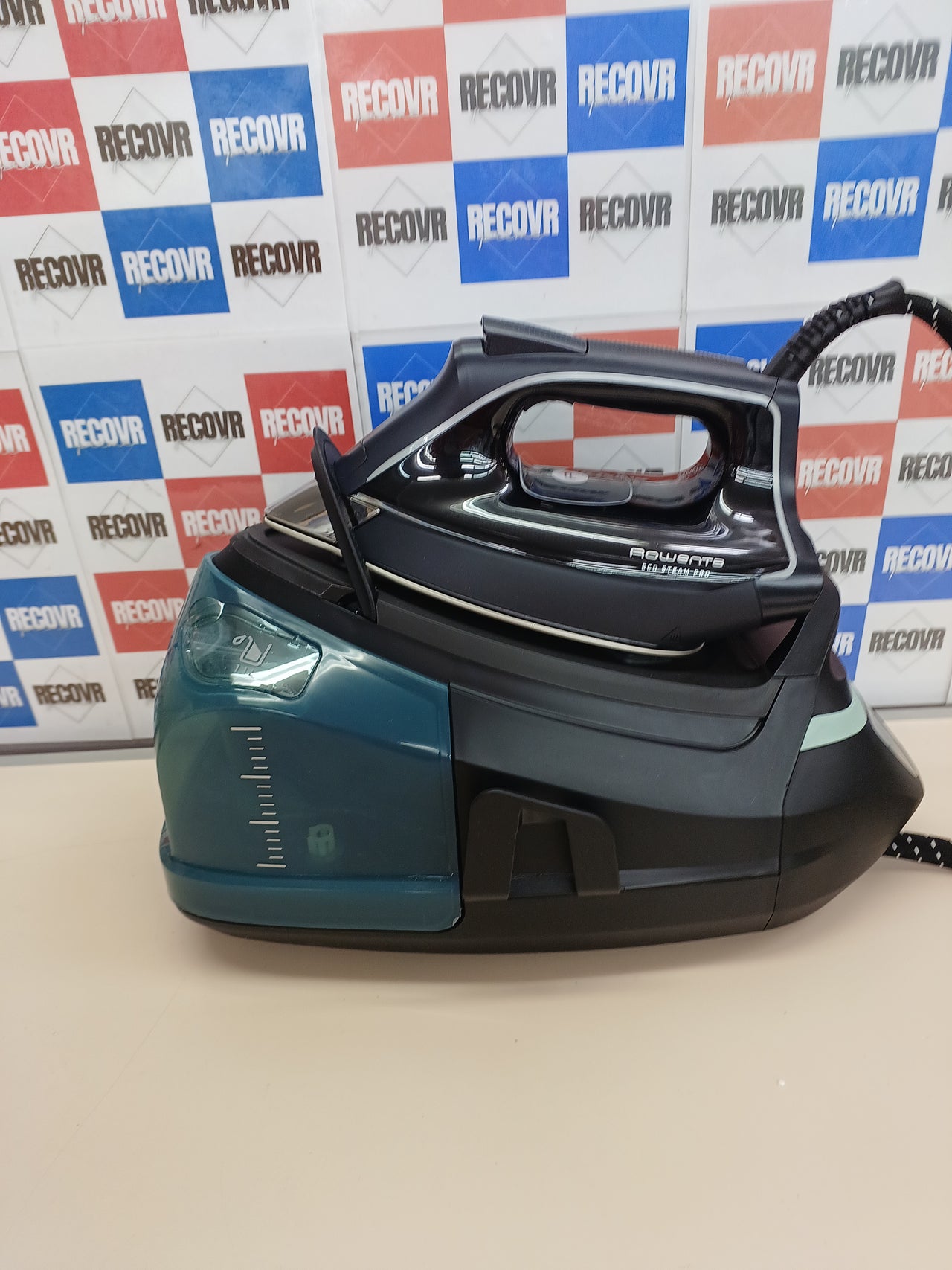 Centro de planchado vapor potente y eco, depósito 1,1 L - Rowenta Eco Steam Pro