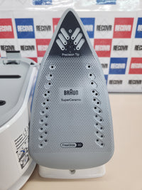 Centro planchado 5.5 bar, 1,5L, Tecnología 3D, 2 minutos máxima temperatura. BRAUN IS1012BL