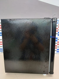 Thumbnail for CHIQ Minibar capacidad 46L, Compresor incorporada, Botellero y Compartimiento Congelador, Control de Temperatura regulable, Bajo Nivel de ruido, Puerta Reversible, Color Negro