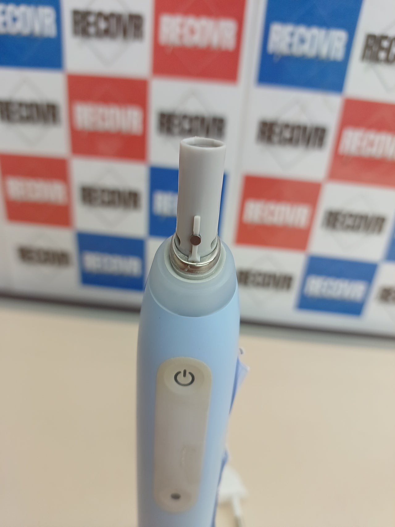 Cepillo dental eléctrico recargable iO 3N Oral-B