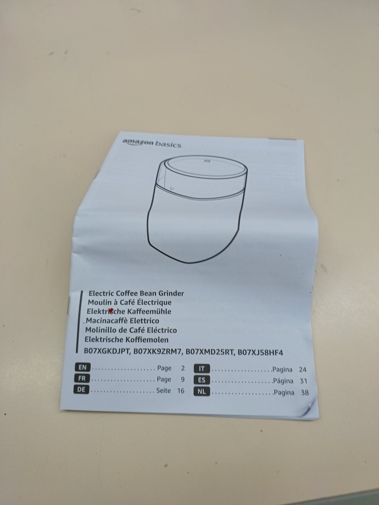 Amazon Basics Molinillo de café eléctrico, negro