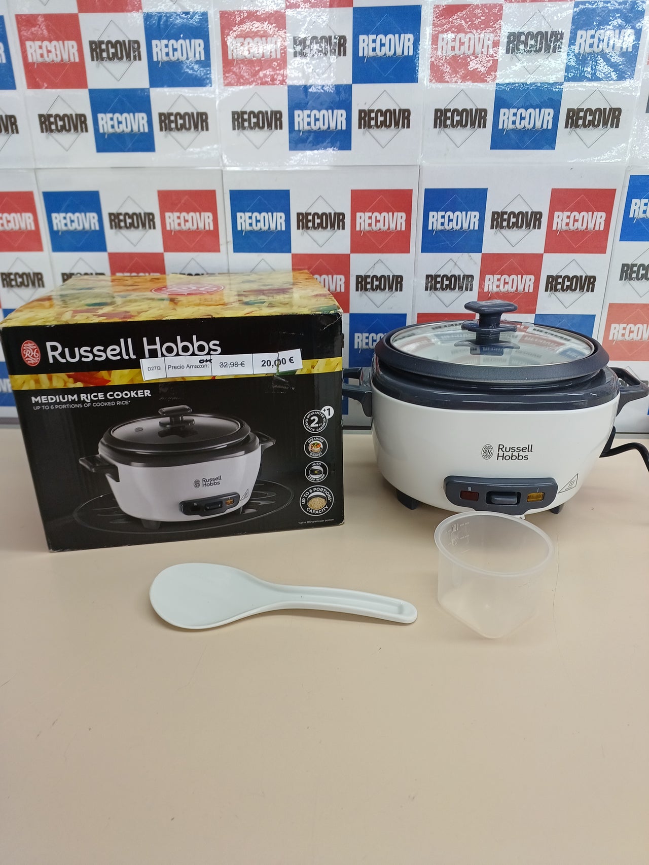 Arrocera 6 raciones 300 W con vaporera – Russell Hobbs