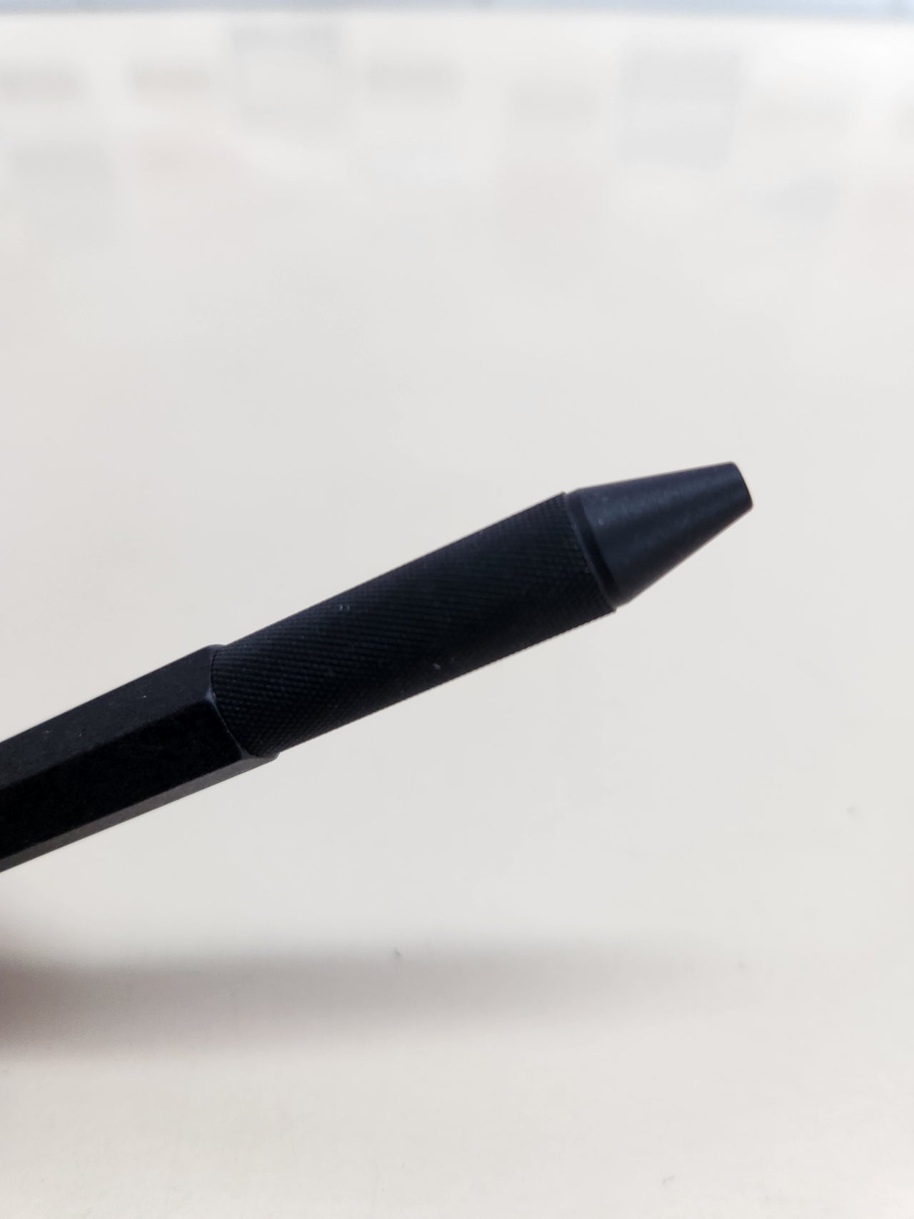 Bolígrafo multicolor y portaminas 3 en 1 rOtring 600